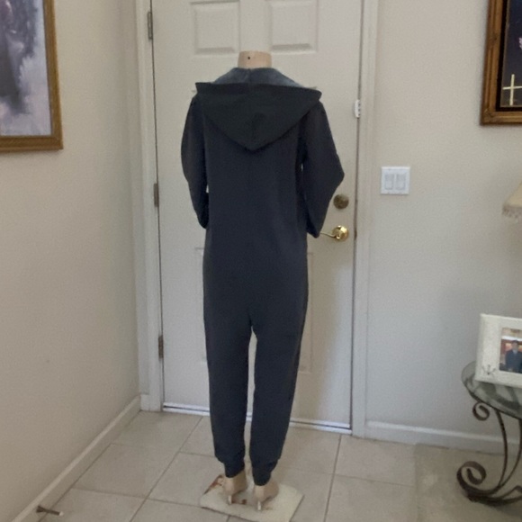 “GOODIELLOW & CO” 🖤 SUPER CUTE 💜 HOODED ONESIE - Picture 6 of 16